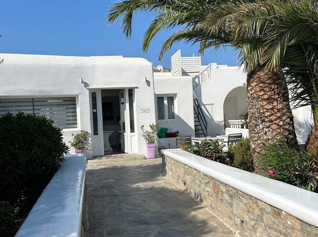 米莱纳酒店主图