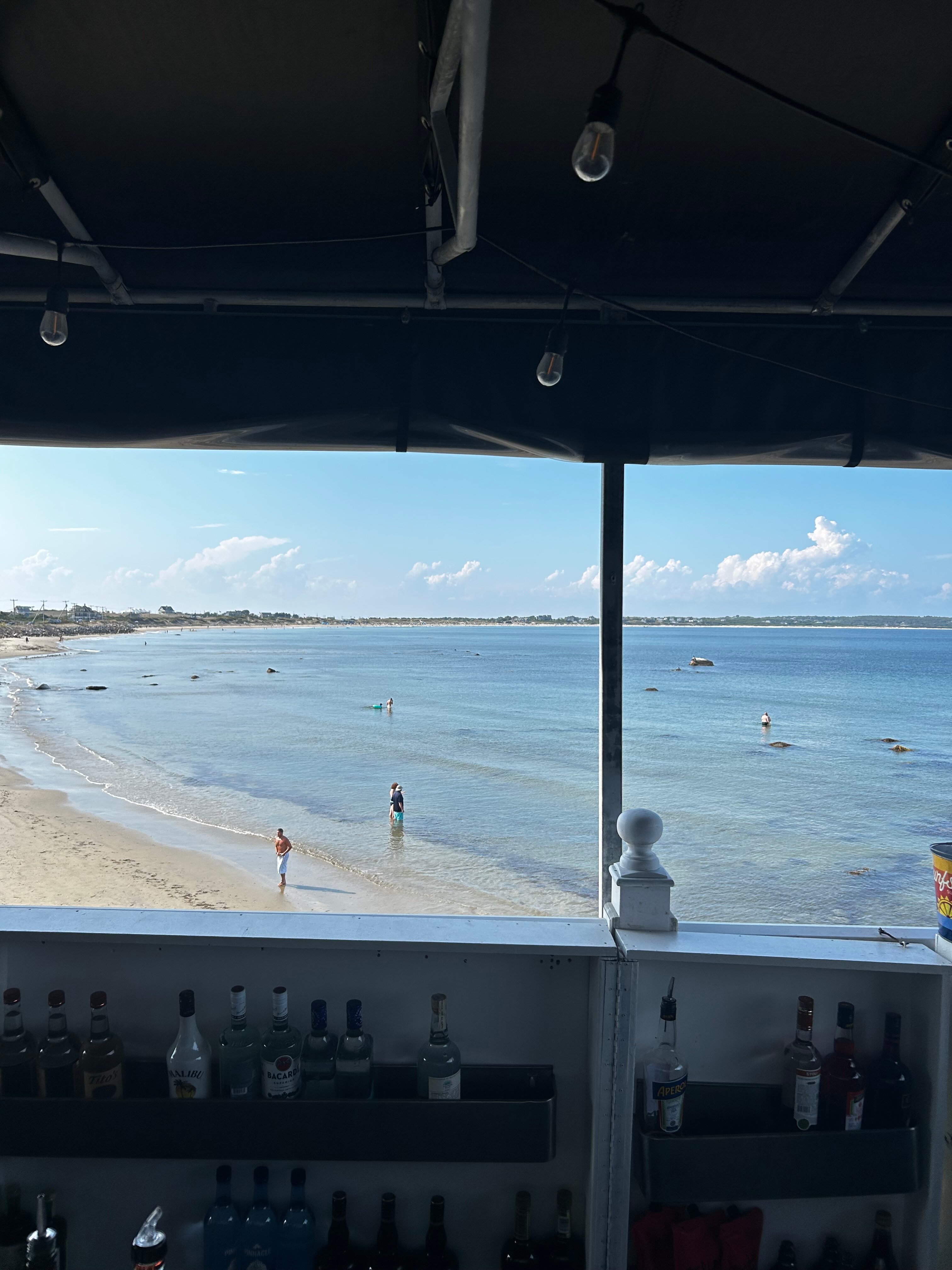 Block Island Beach House-浴室