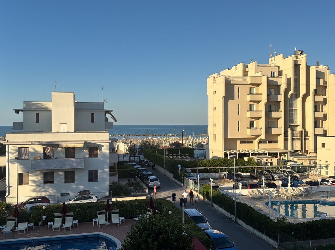 阿波罗酒店主图