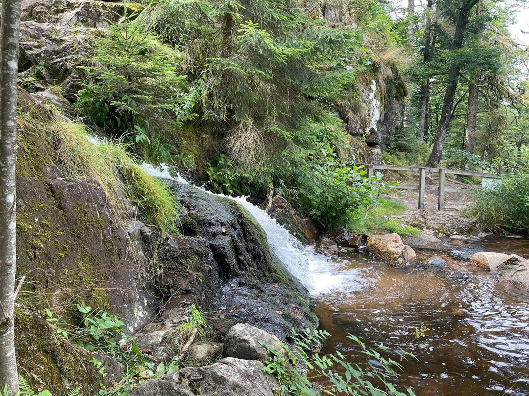 Grande Cascade de Tendon-Tendon必去景点