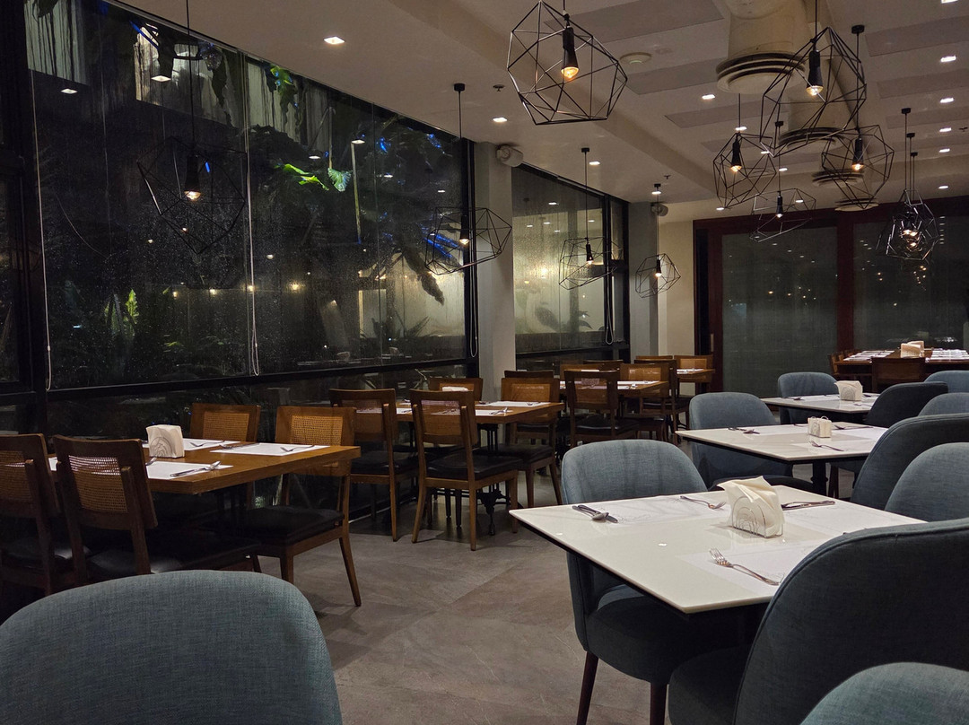 The Henry Hotel Roost Bacolod主图