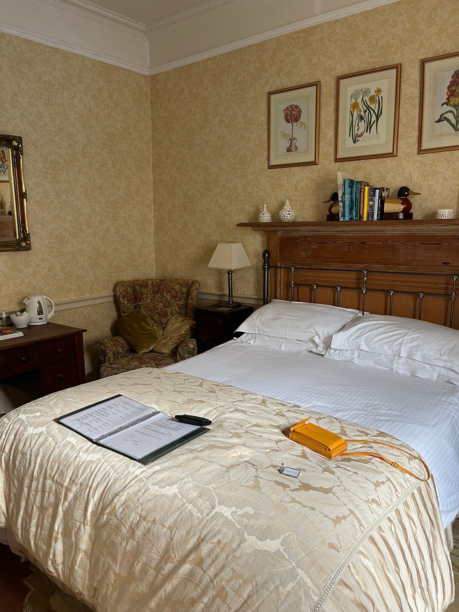 The Old Priory-官方