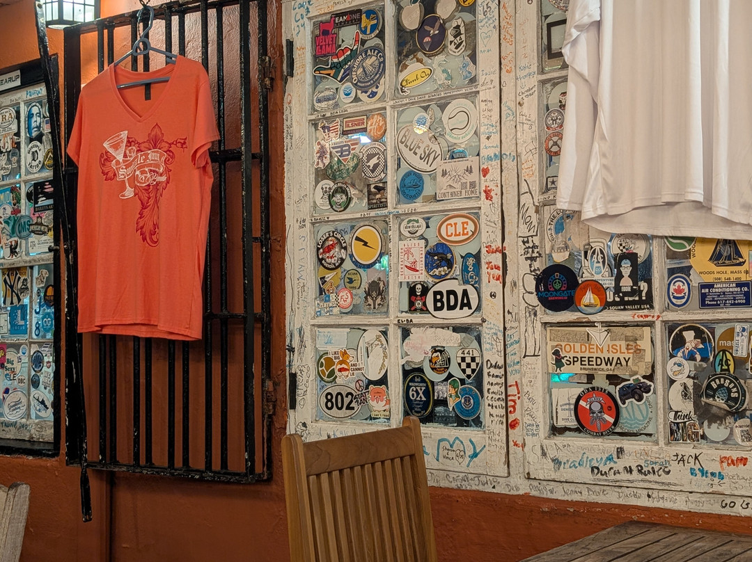 Swizzle Inn-Hamilton Parish必去景点