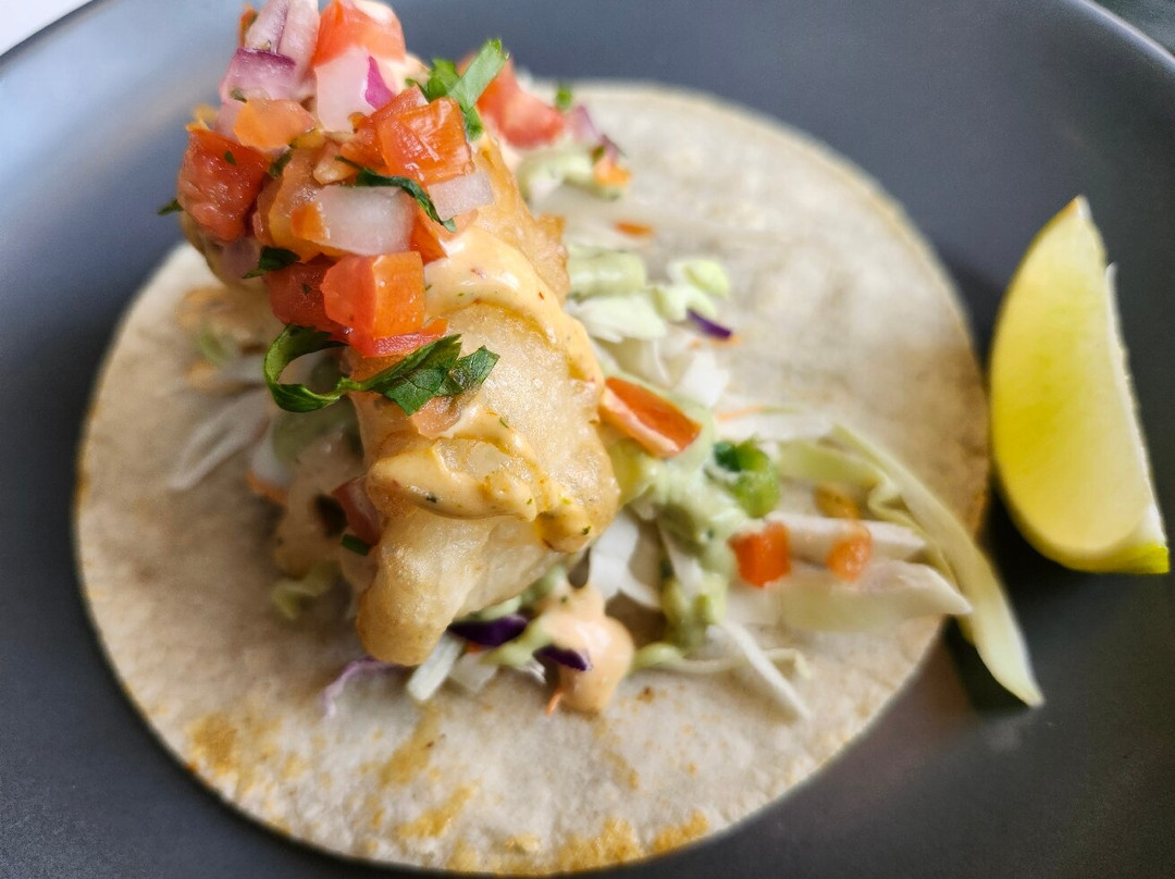 Bow & Stern Brentwood