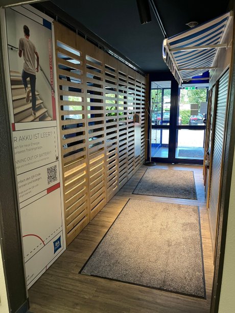 汉堡宜必思快捷库伊克博尔恩酒店-官方