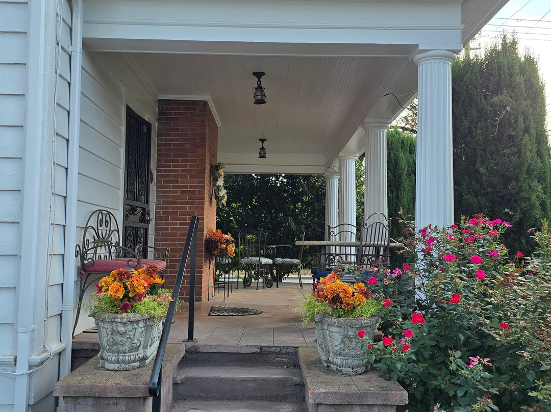 A' Tuscan Estate Bed & Breakfast主图