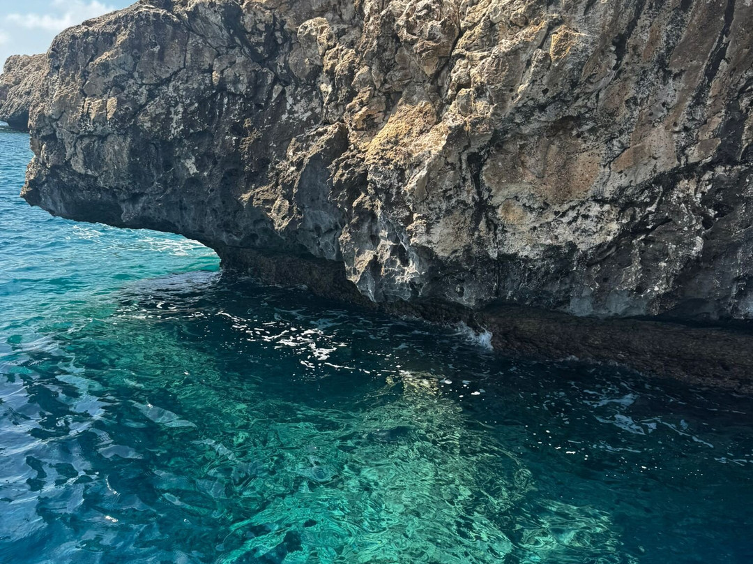 cornelia luxury yacht cruiser-普它肋斯必去景点