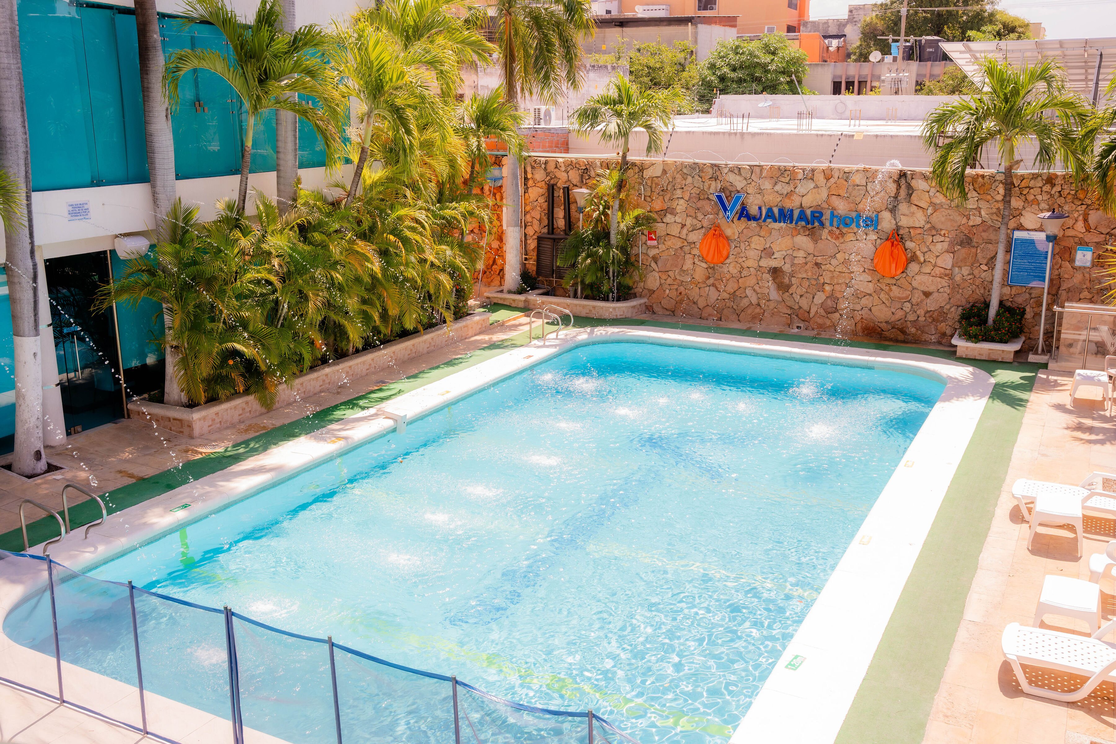 GIO Hotel Vajamar Valledupar-泳池