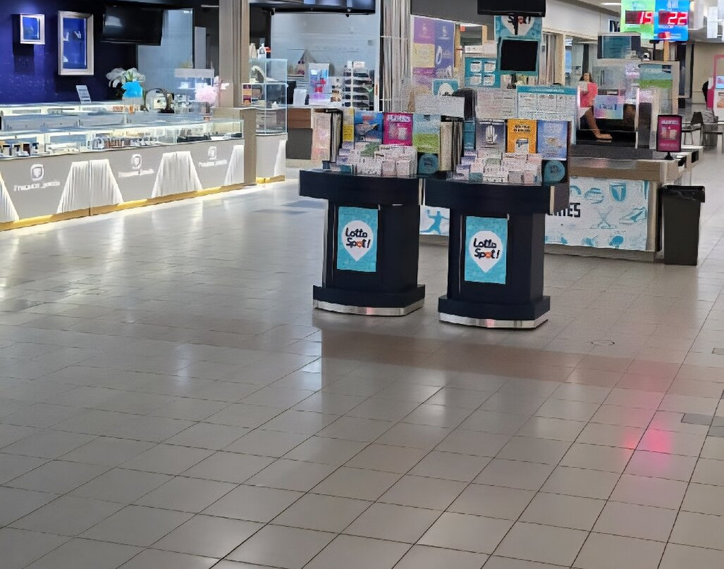 Victoria Square Shopping Centre-里贾纳必去景点