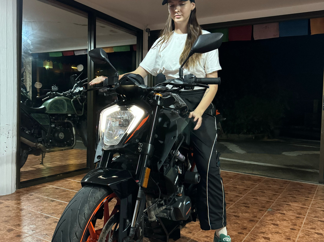 Customgarage-普吉镇必去景点