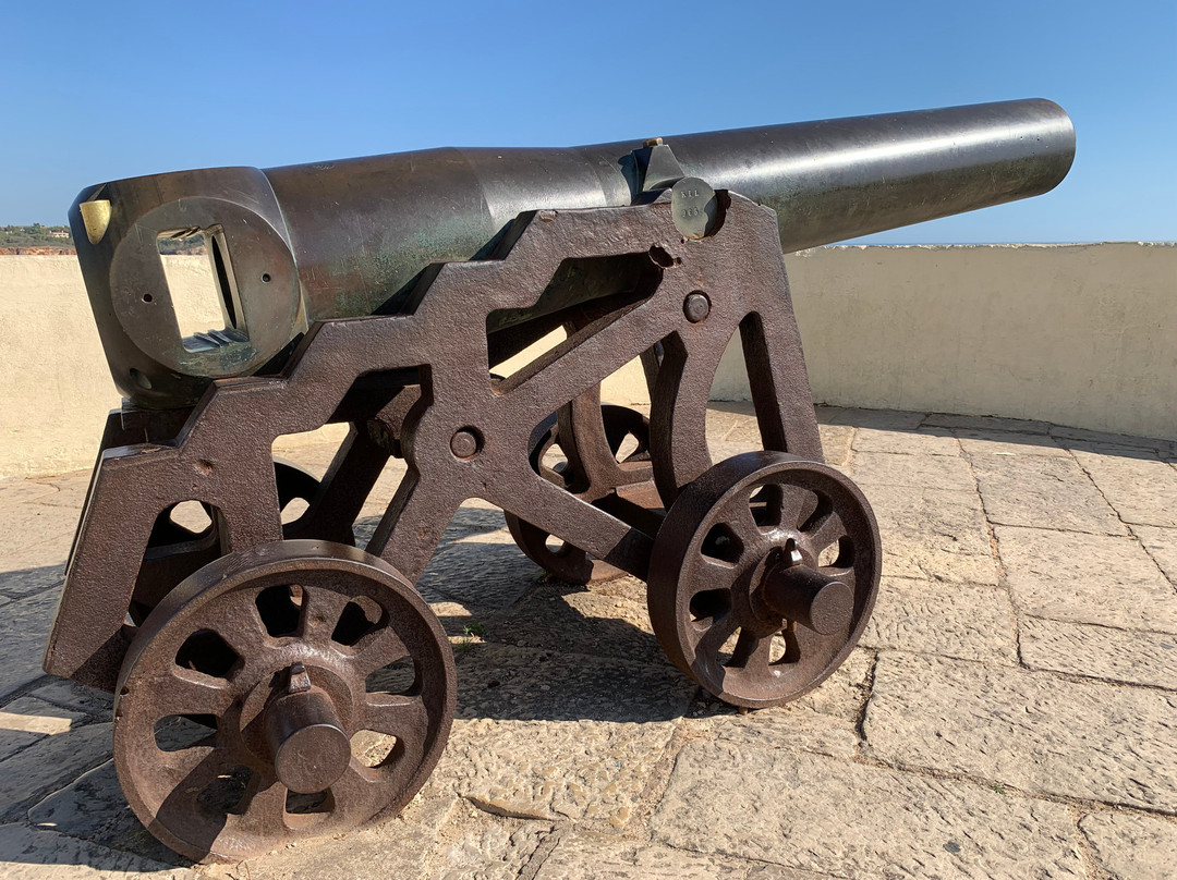 Fortaleza de Santa Catarina-波尔蒂芒必去景点