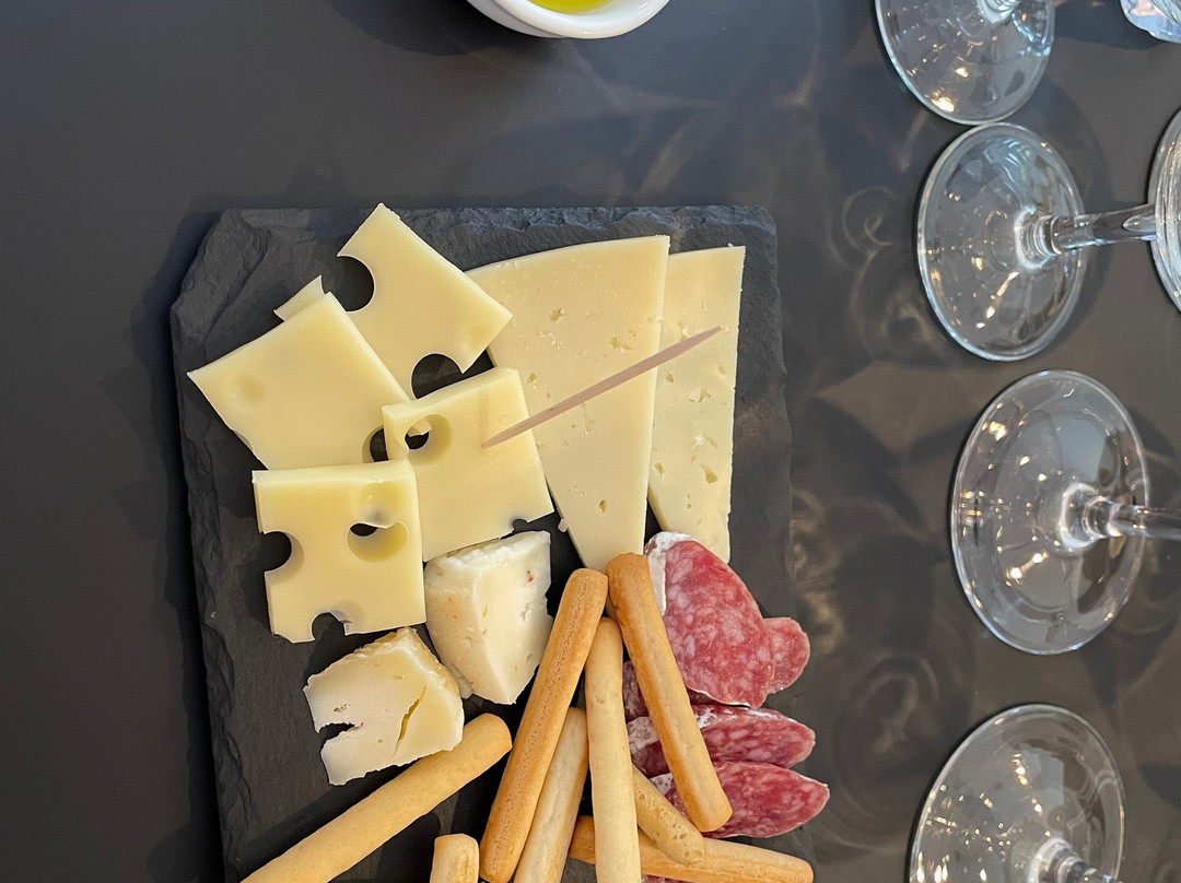 Gueda Wines-佩苏达雷瓜必去景点