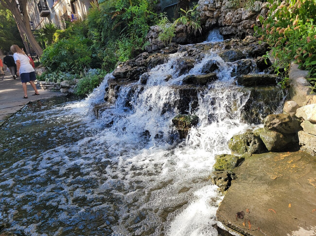 Hampton Inn & Suites Boerne主图