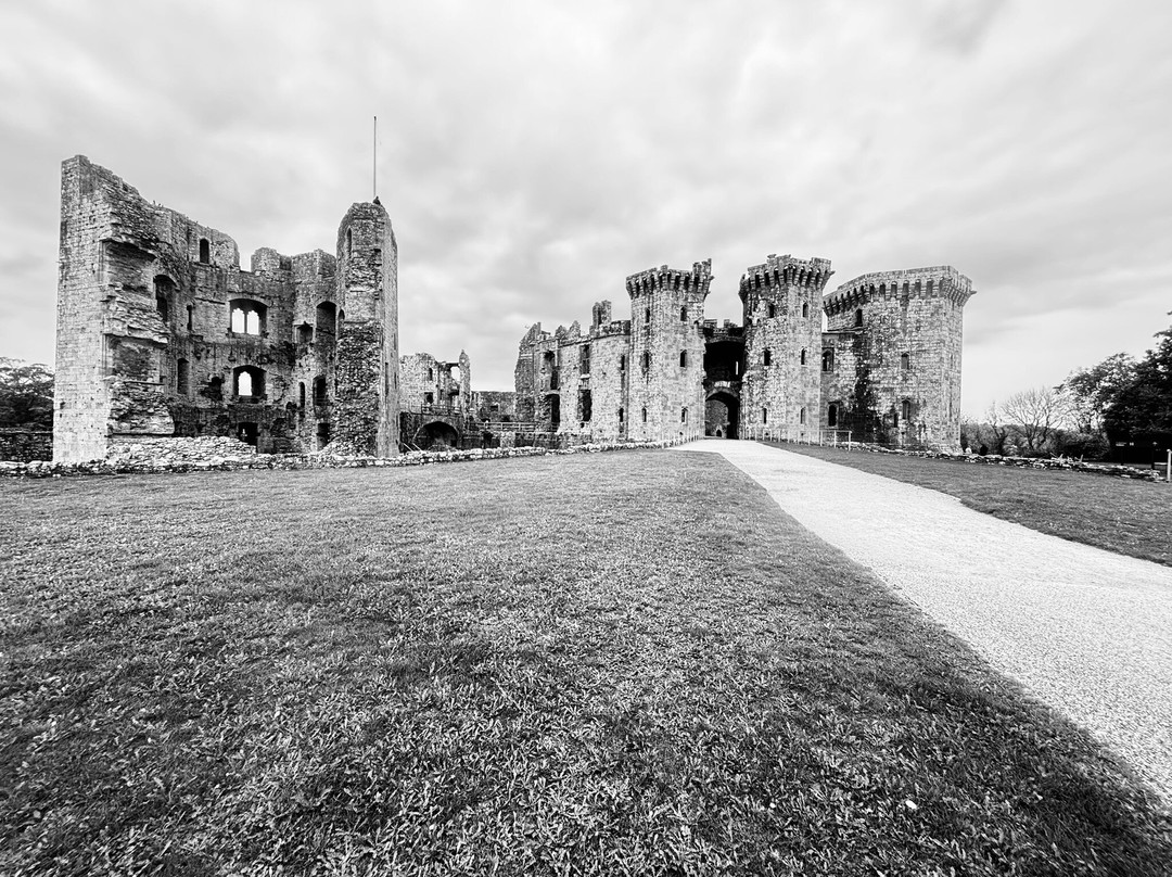 Raglan Castle-Raglan必去景点
