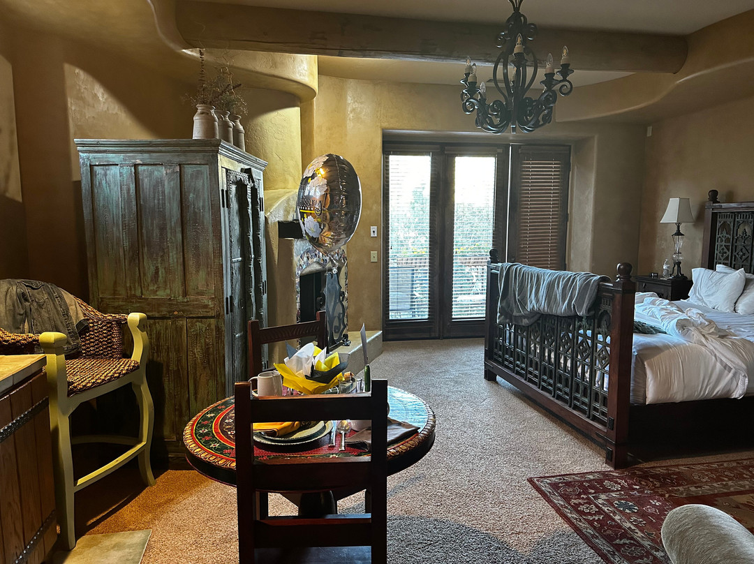 奥多比大别墅酒店主图