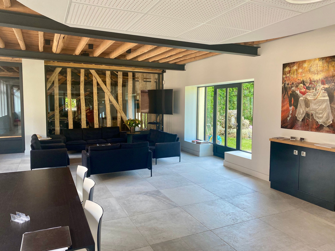 Etoges酒店住宿-L'Atelier de Dégustation