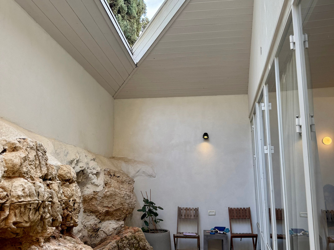 Khan Ein Karem Boutique Hotel主图