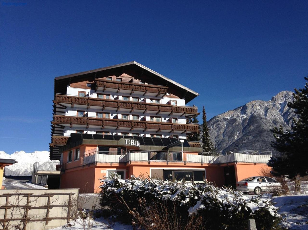 Mils bei Imst酒店住宿-Hotel Erika