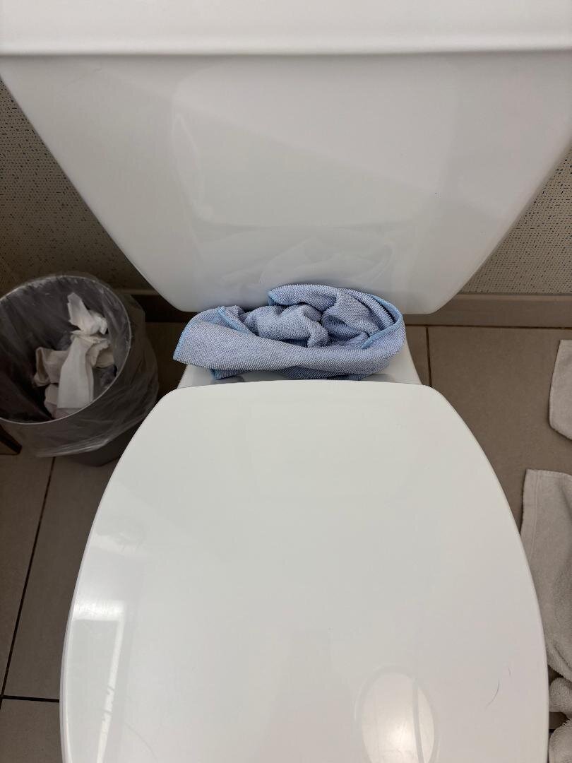 杜兰特快捷假日&套房酒店-浴室