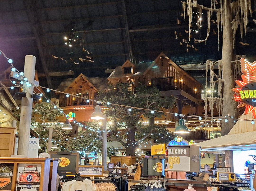 Bass Pro Shops at the Pyramid-孟菲斯必去景点