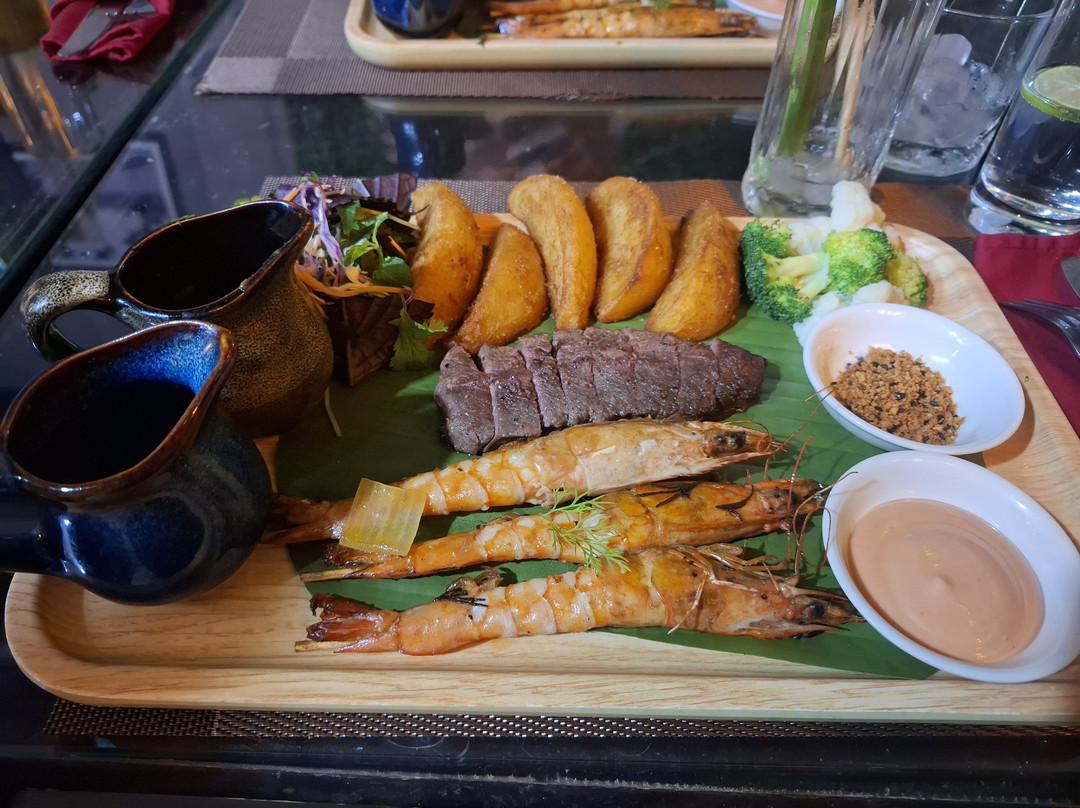 Hanoi Fusion Pub & Restaurant