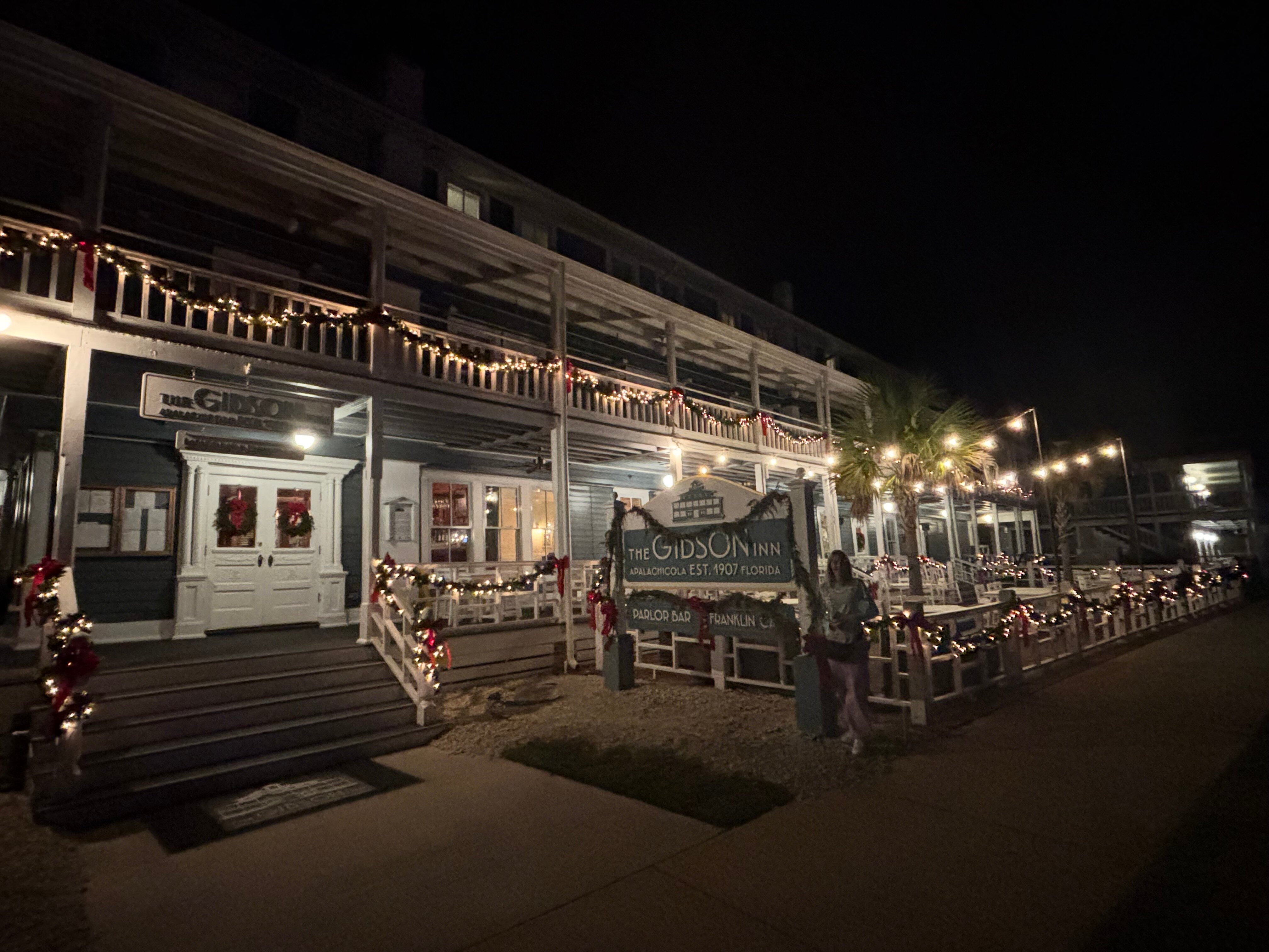 The Gibson Inn-官方