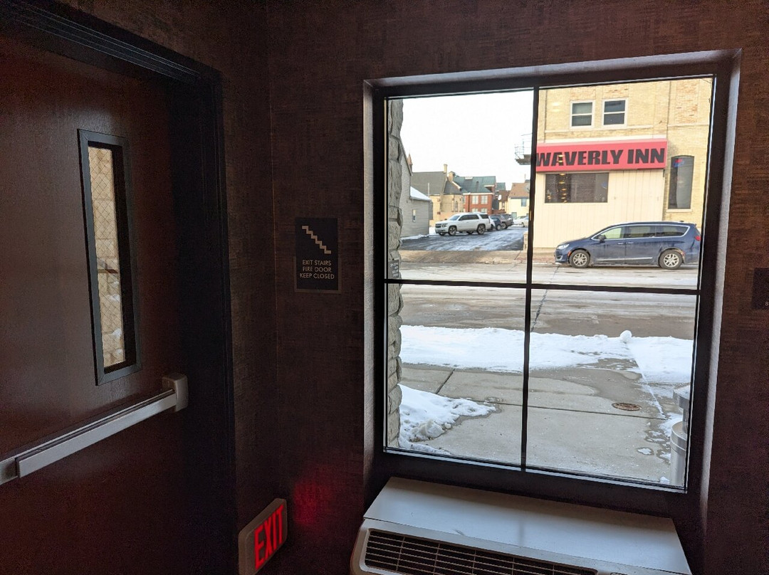 Cobblestone Hotel & Suites - Two Rivers主图