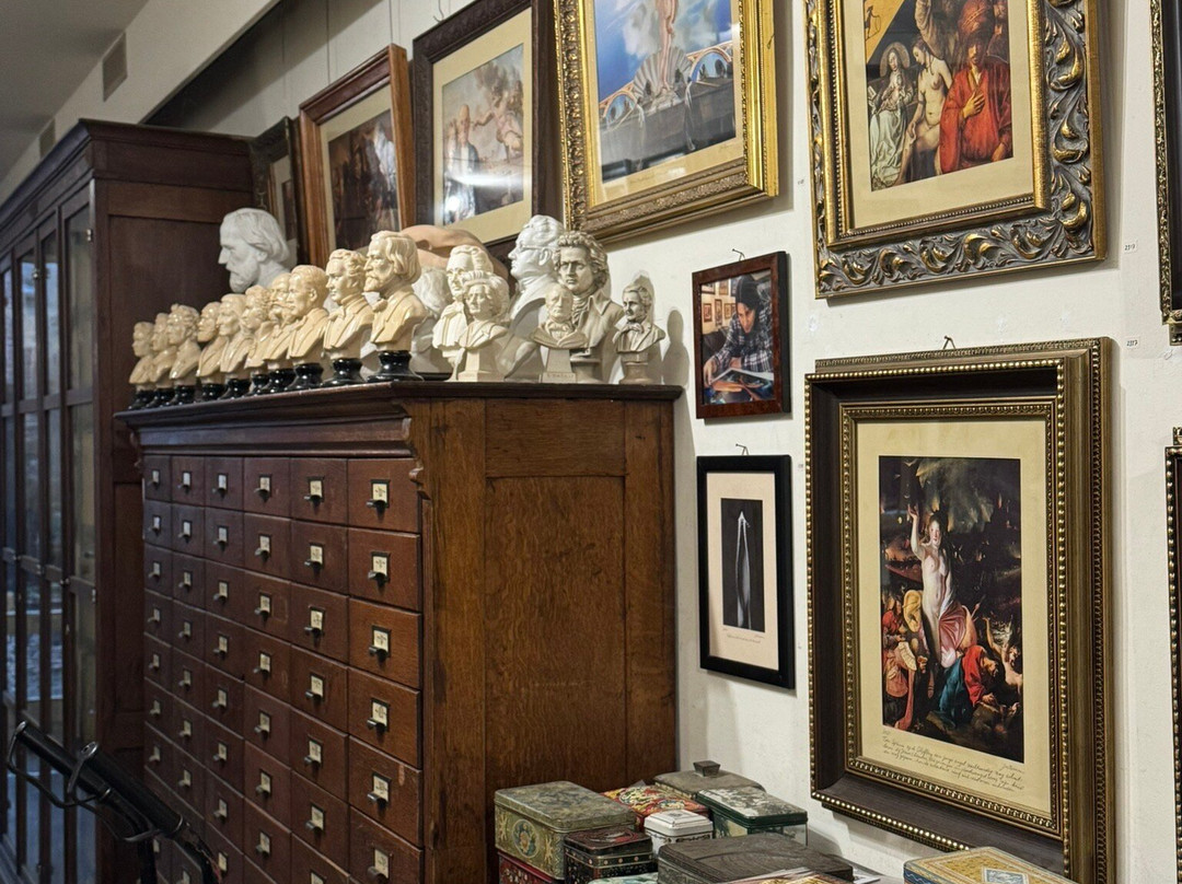 Grafisch Atelier De Franse Republiek-芬洛必去景点