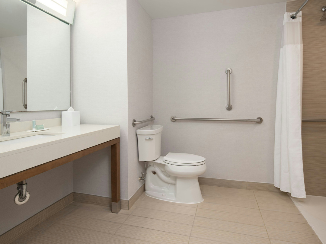 Courtyard by Marriott Houston City Place