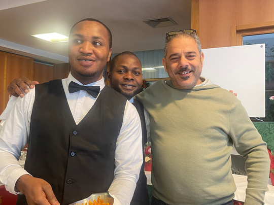 Hotel Holidays主图