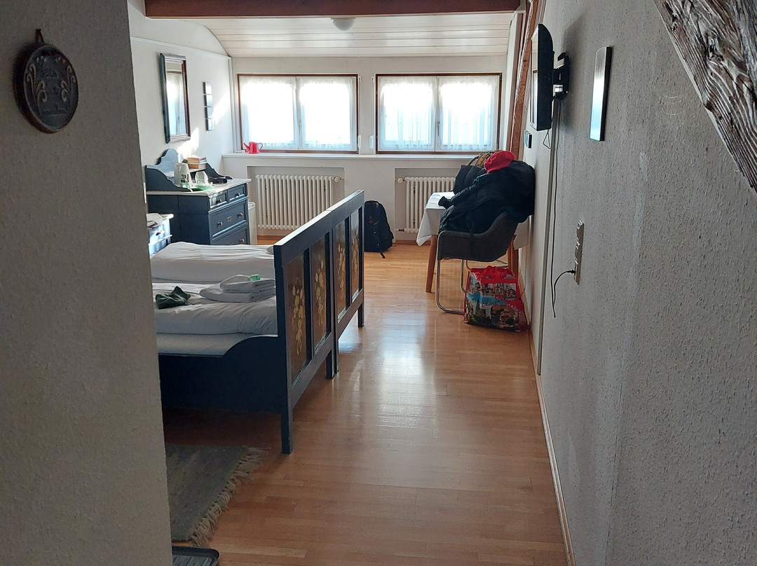 络温餐厅旅馆主图