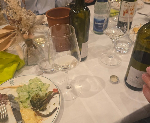 Weingut Freiherr Von Neveu