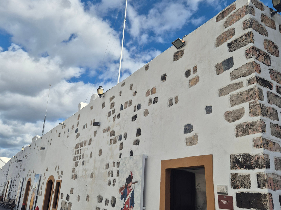 Museo Historico Militar de Canarias-圣克鲁斯-德特内里费必去景点