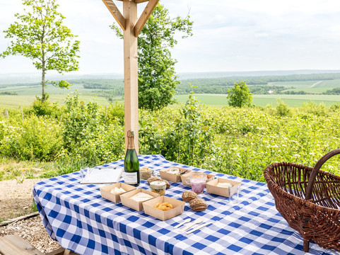 Champagne De Barfontarc-Baroville必去景点