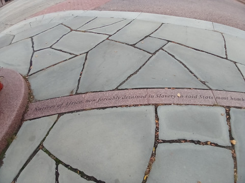 African Burying Ground Memorial-朴次茅斯必去景点