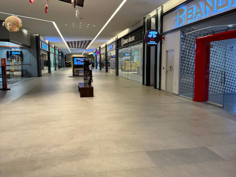 Puerto Paraiso Mall-卡波圣卢卡斯必去景点