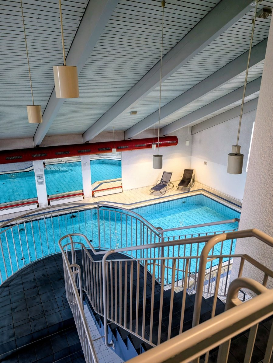 克兰奇霍跨国酒店-官方