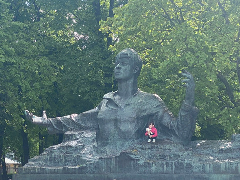 Sergey Yesenin Monument-Ryazan必去景点