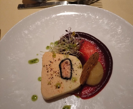 拉特百德酒店主图