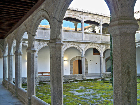 Real Monasterio de Santo Tomás-阿维拉必去景点