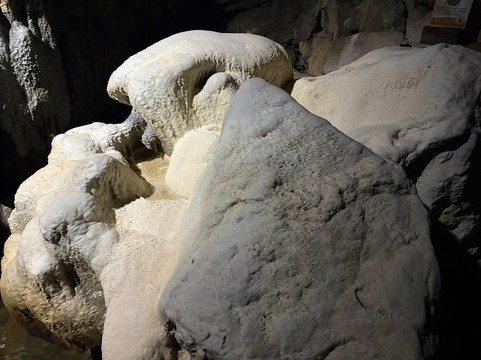 Poole's Cavern & Buxton Country Park-巴克斯顿必去景点
