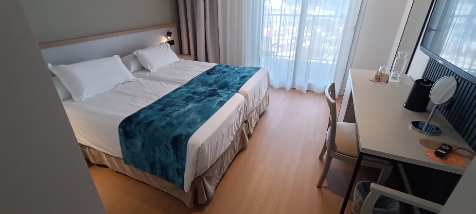 浪漫环球酒店-客卧