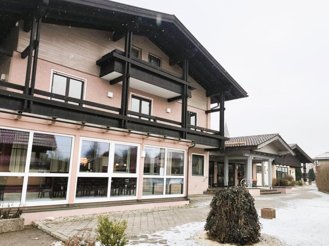 Dorfwirt Fridolfing