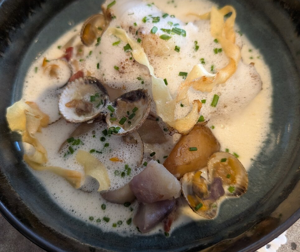 拉克特尔酒店主图