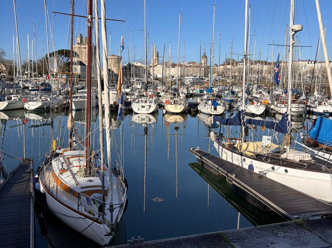 圣尼古拉斯酒店主图