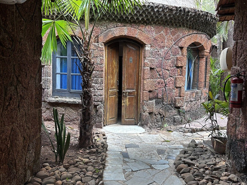 果阿拉古那安朱纳海酒店主图