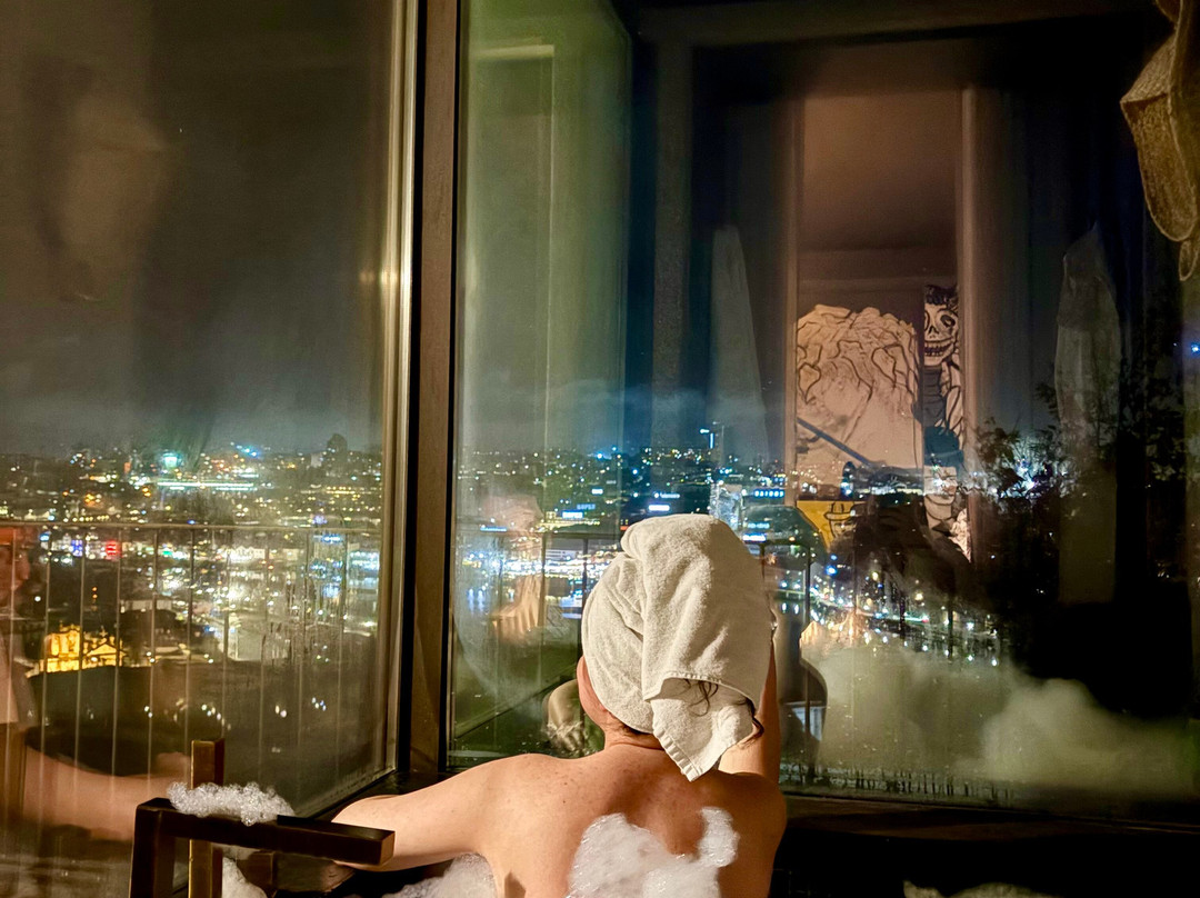 托雷尔前卫酒店主图