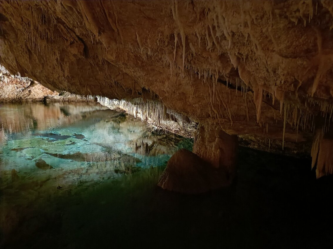 Crystal & Fantasy Caves-Hamilton Parish必去景点