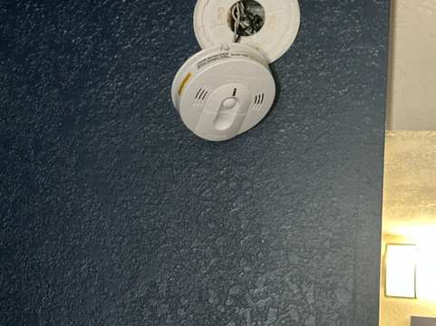 拉威-纽瓦克速8酒店主图