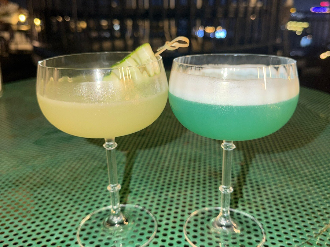 大象穿越酒店主图